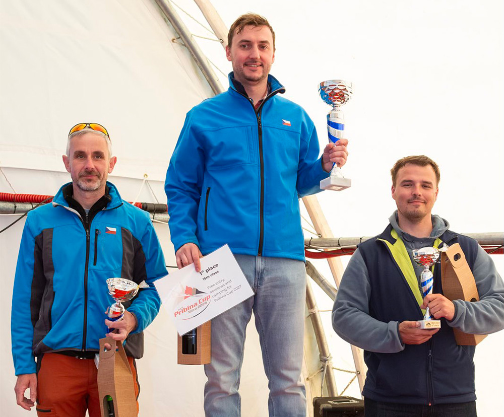 podium15ma